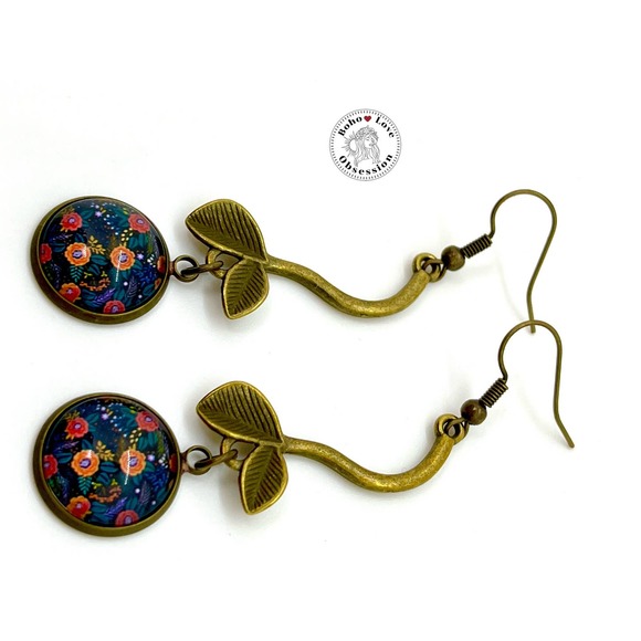 Black Cherry Dangle Earrings, Retro Boho Jewelry, Bohemian Bronze Accessory - Picture 7 of 10